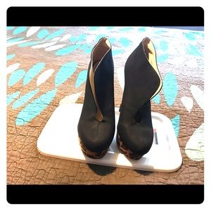 Black leopard print sole booties